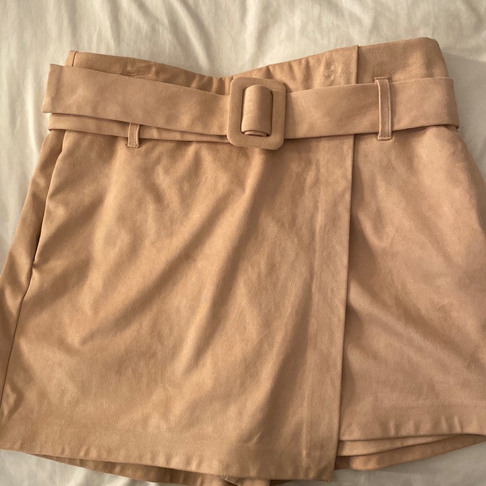 Zara skort, never used, amazing material